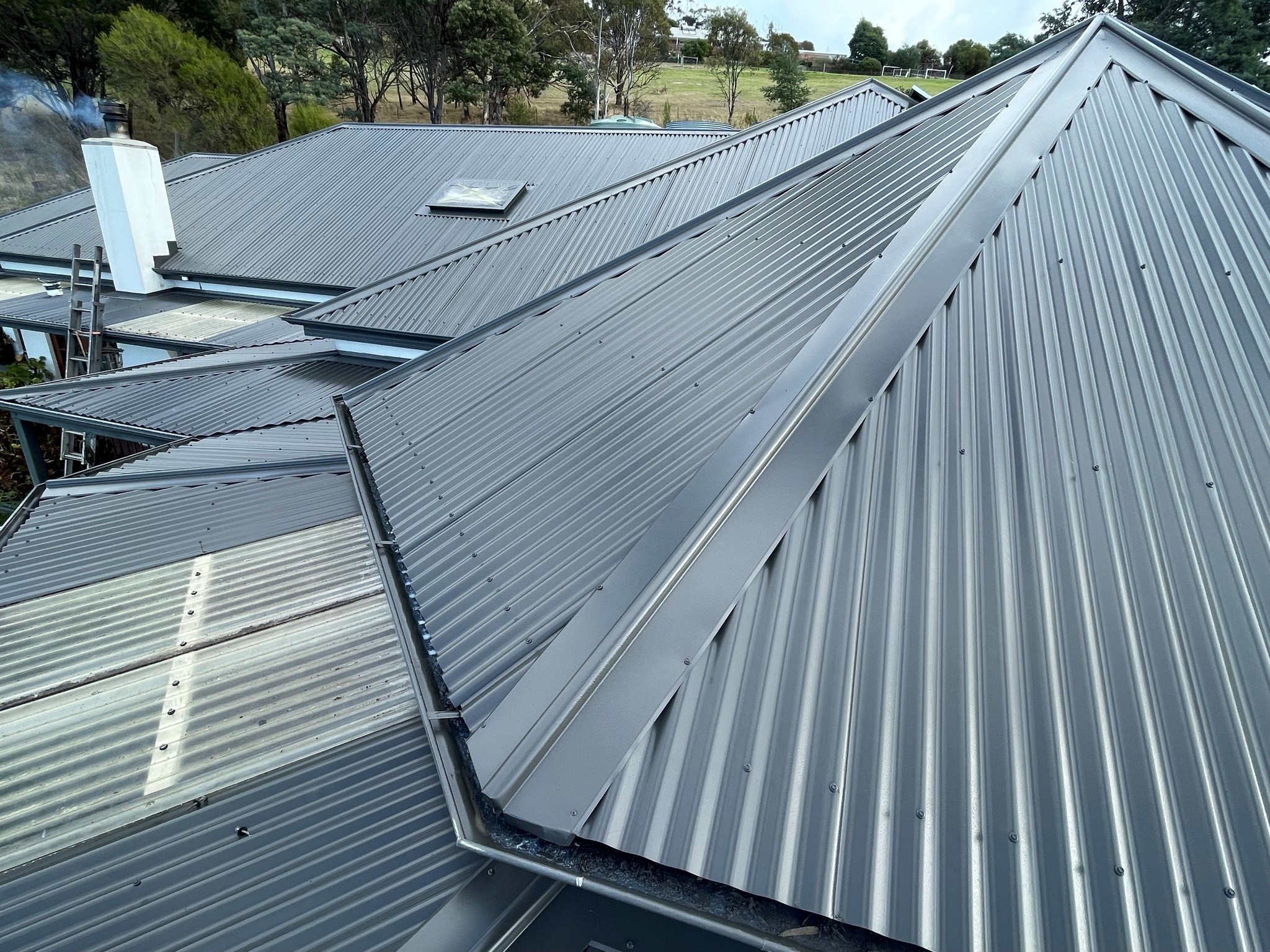 Colorbond Roof Photo Your local Hobart painting specialists